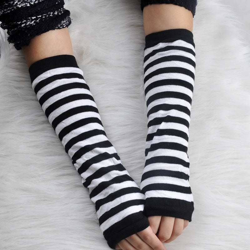 Direct selling/factory wholesale explosions Korean version of autumn and winter cute knitted finger/half finger wrist cover fashion wrist cover