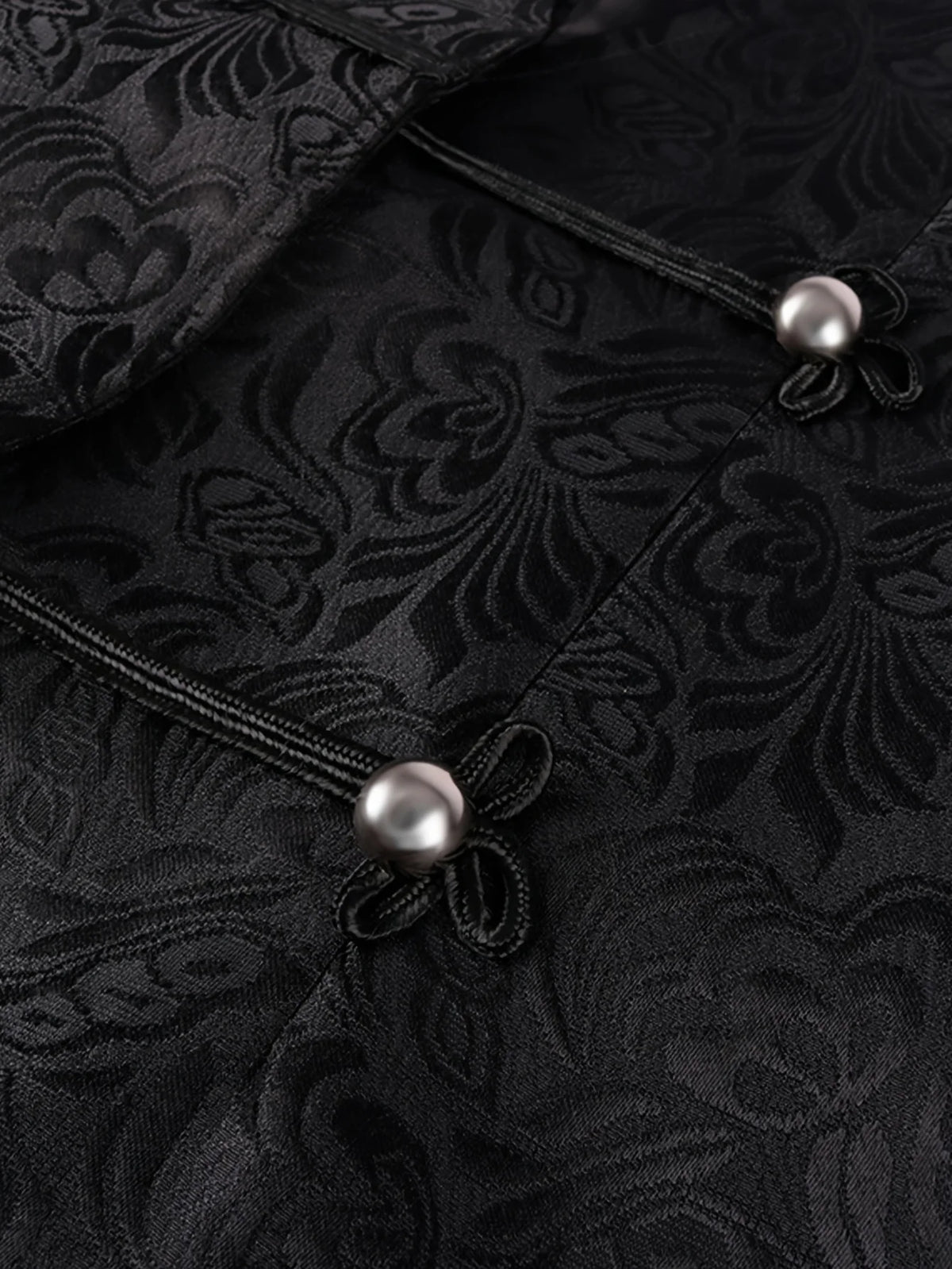 2026 New European Medieval Men's Gothic Vest, Halloween Stage Costume, Button Lapel, Slim Fit, Mid-Length Black Waistcoat