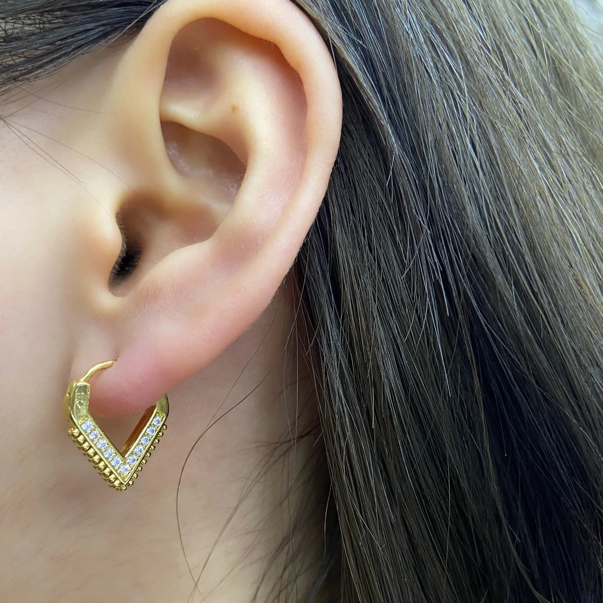 HECHENG 1pair Mini Ear Clip Wholesale CZ Lace Design Ethnic Earrings