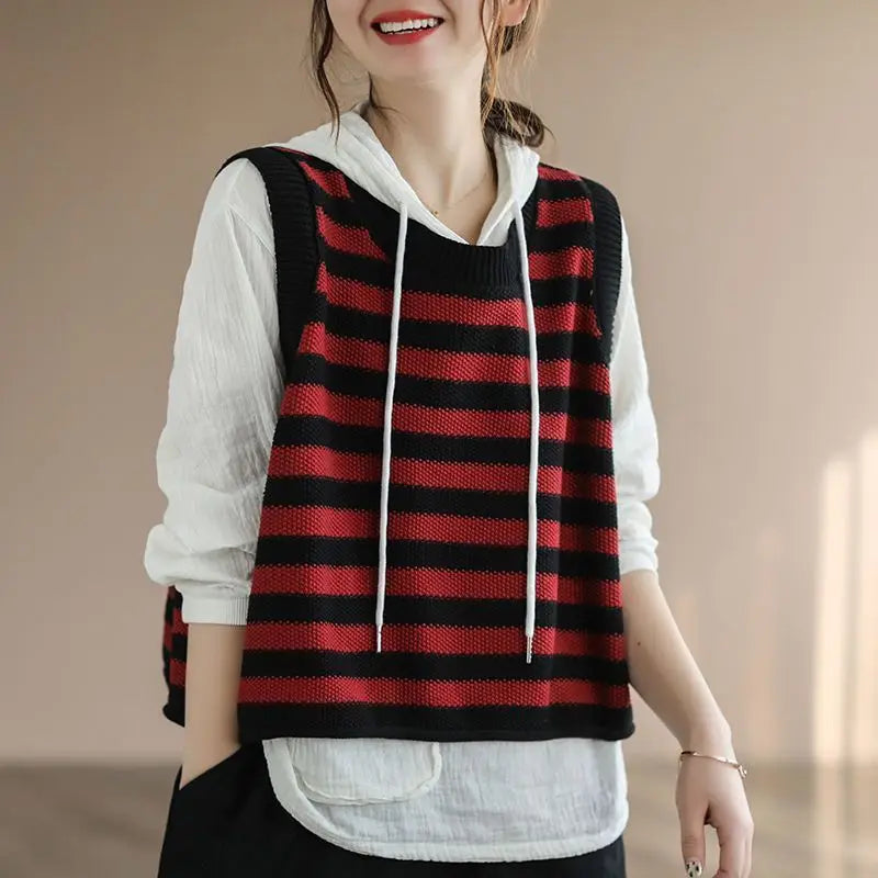Knit Vests For Women Striped Light Warm Clothing Trend 2025 Promotion Waistcoat New Knitwear Tops Luxury In Short Lady Sweaters