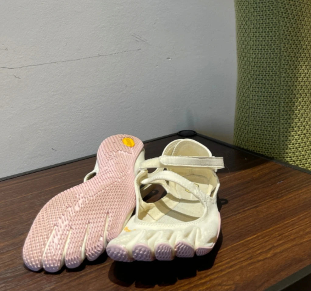 Wide-Toe Minimalist Walking Shoes