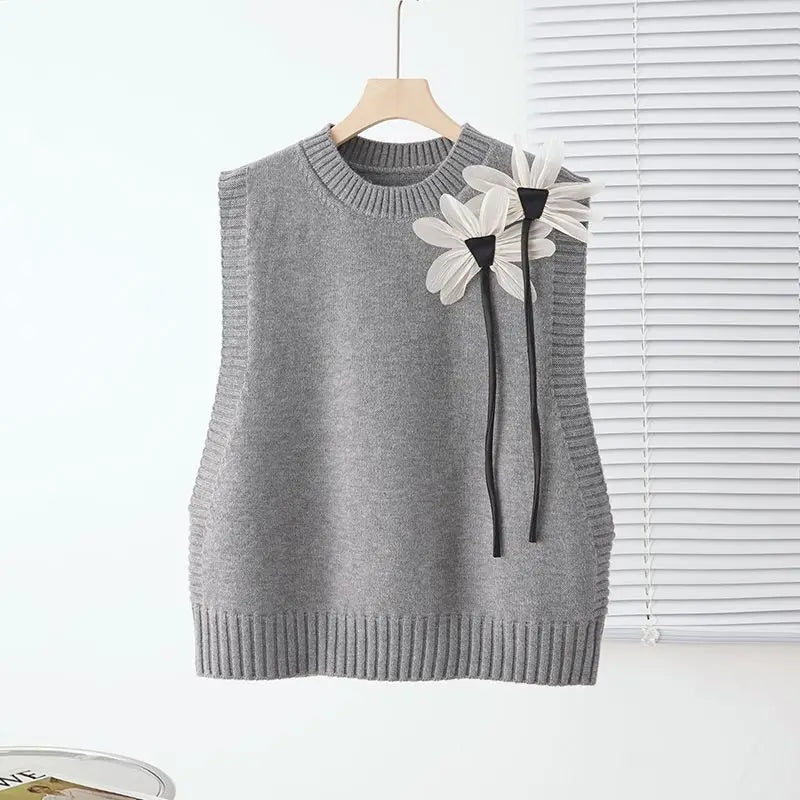 Knitted Vest for Women's Outerwear Autumn Wear 2023 New Loose Design Feeling Niche Sleeveless Sweater Camisole