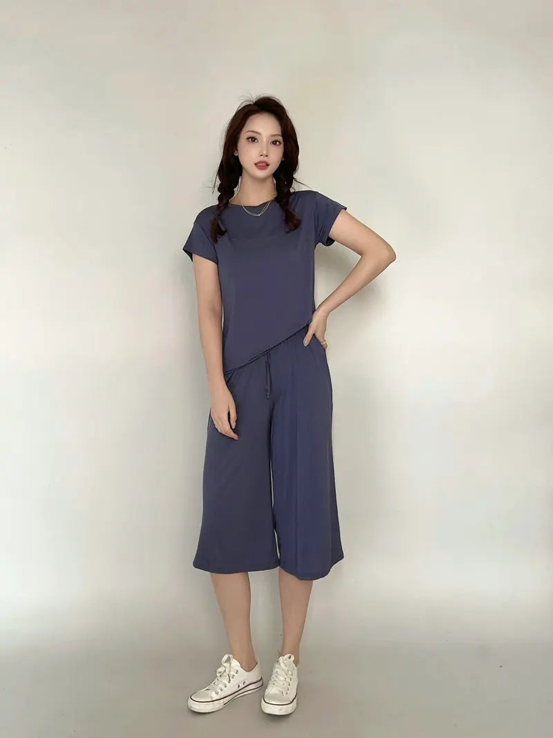 Women's Capri Pants