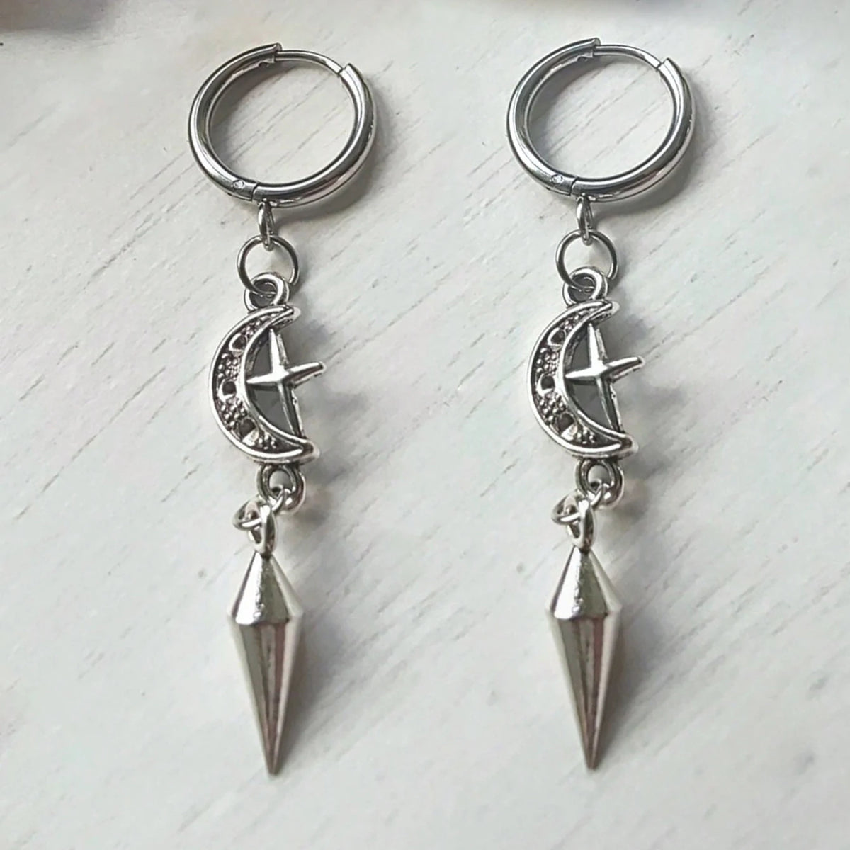1 Pair of Punk Rock Stainless Steel Pointed Star and Moon Earrings, Suitable for Women to Wear Gothic Jewelry Accessories on a D