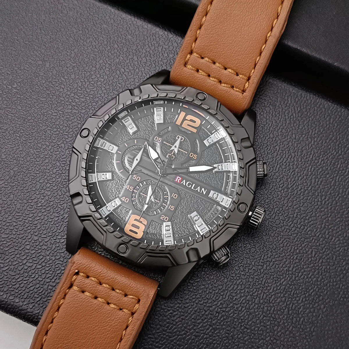 Men's Classic Leather Strap Watch