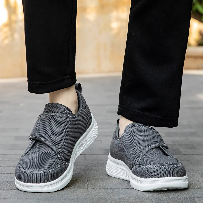 Men's Wide-Toe Minimalist Walking Shoes