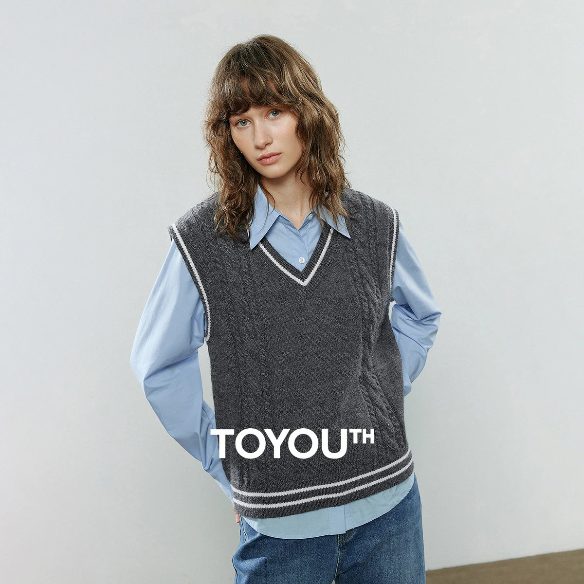 TOYOUTH Women Knitwear 2025 Winter New V-Neck Color-Block Weave Retro Cable Knit Vest Tops