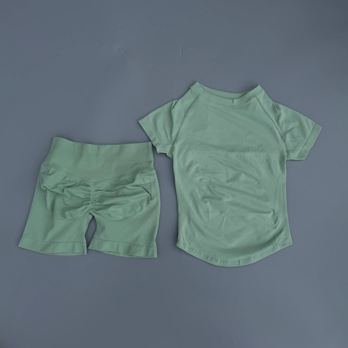 Women's Sleeveless Workout Crop Top