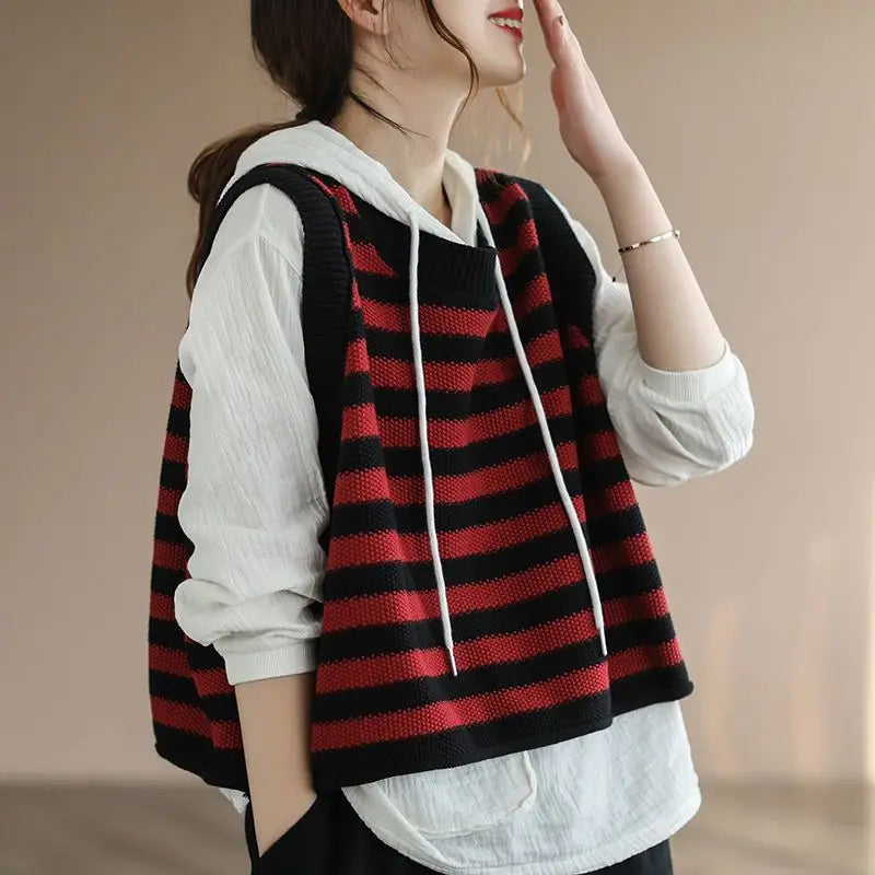 Knit Vests For Women Striped Light Warm Clothing Trend 2025 Promotion Waistcoat New Knitwear Tops Luxury In Short Lady Sweaters