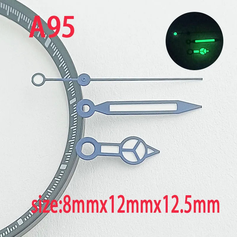 The Hands of the Men's Watch Are Made of Green Luminous Material and Are Equipped with an NH35/NH36 Automatic Mechanical Mechani