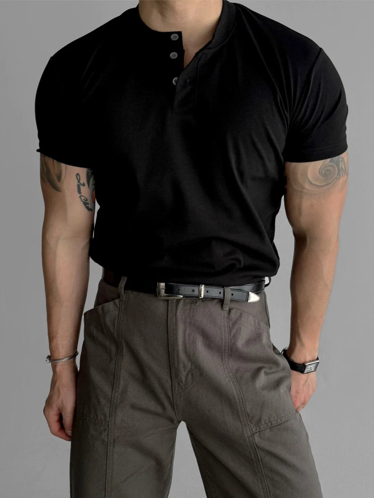 American Style Hard Man Pure Cotton Henry Shirt Muscle Men Half Open V-Neck Short Sleeve Three Button T-Shirt  Shirt
