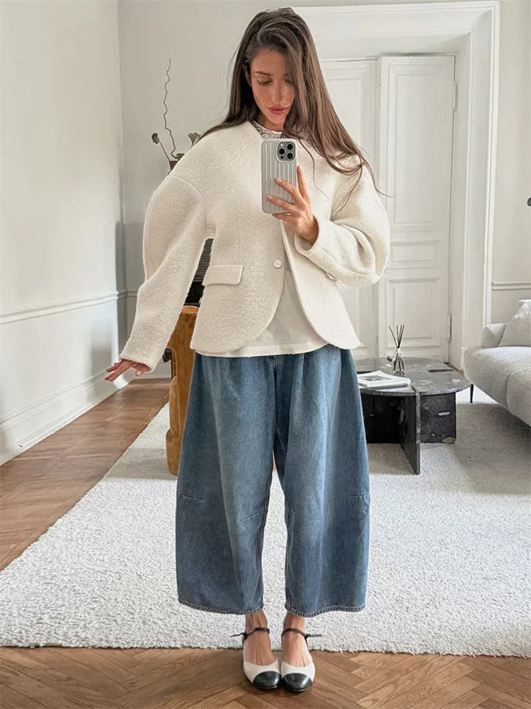 White Loose Knitwear Jackets For Women Fashion Elegant High Waist Autumn 2025 Fashion Commute Outwear Luxury Ladies Jackets