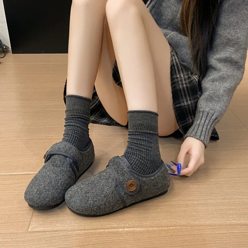 Winter fashion retro round-top fleece outerwear style comfortable casual versatile flat-bottomed elegant women's single shoes