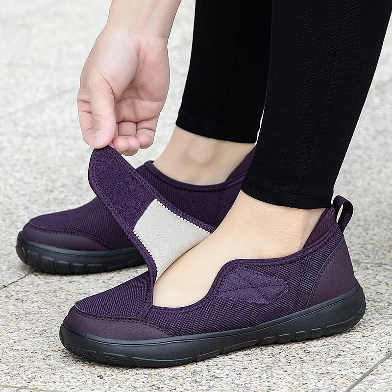 Men's Wide-Toe Minimalist Walking Shoes