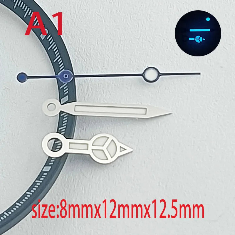 The Hands of the Men's Watch Are Made of Green Luminous Material and Are Equipped with an NH35/NH36 Automatic Mechanical Mechani