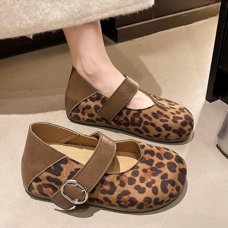Women's Wide-Fit Mary Jane Flats