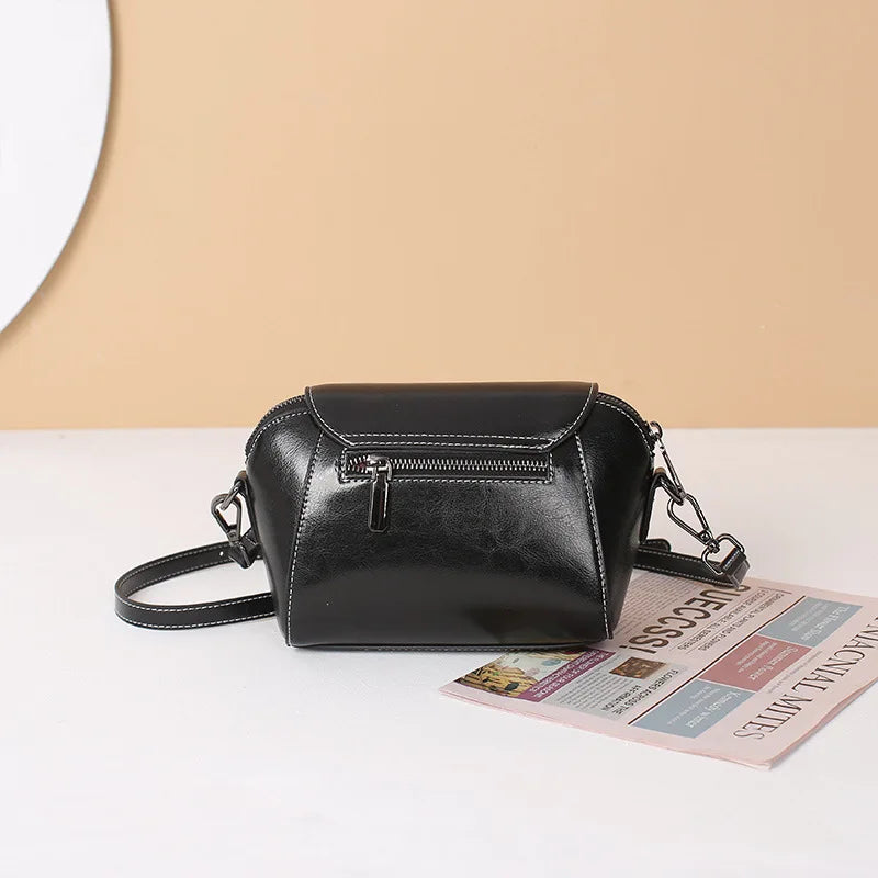 Oil Wax Cowhide Leather Cross Body Small Bag for Women Fashionable and Versatile Shoulder Shell Hand Bag Ladies Casual Phone Bag