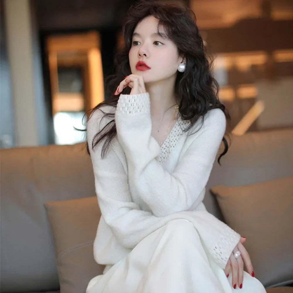 Knitted Top for Women V-neck Pullovers Mesh Ladies Sweaters Clothing Beige Tall Tops Cold Winter 2025 New Knitwear Trend In